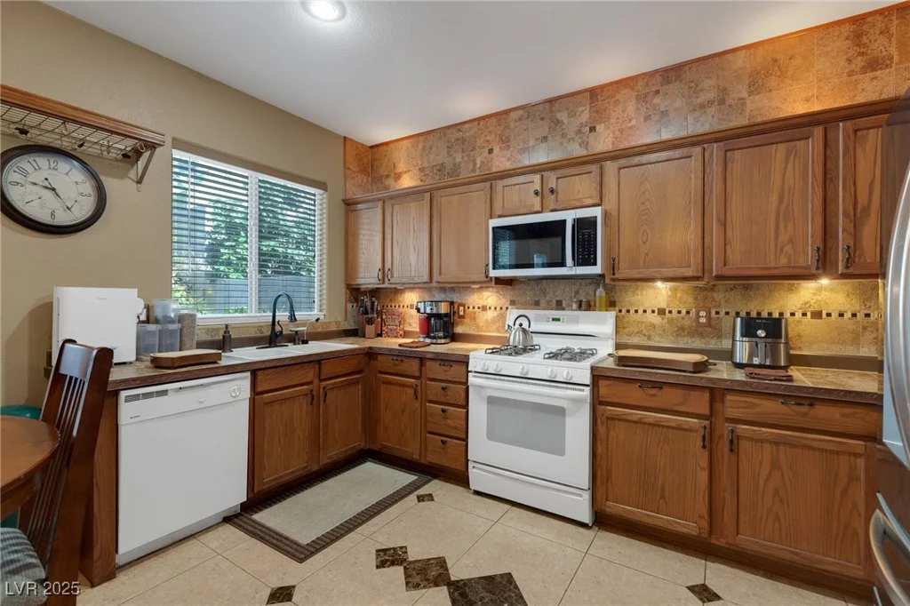 4415 Peaceful Harbor, Las Vegas, NV 89129
