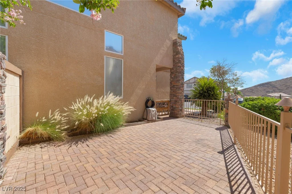 4415 Peaceful Harbor, Las Vegas, NV 89129