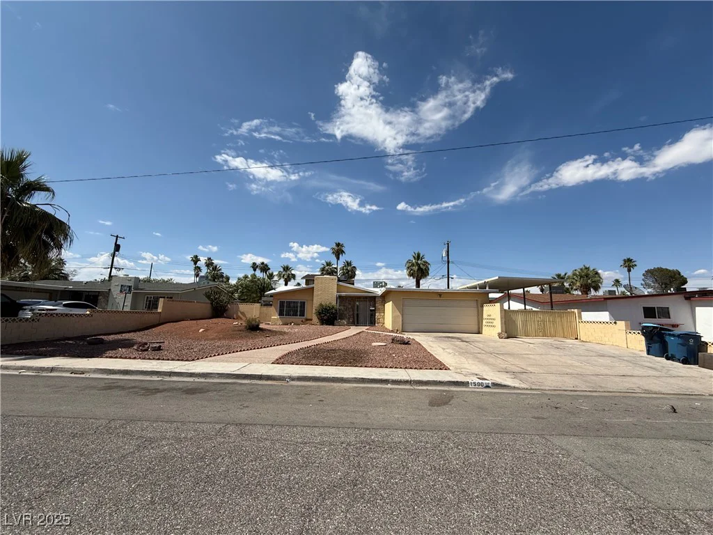1590 Raindance, Las Vegas, NV 89169