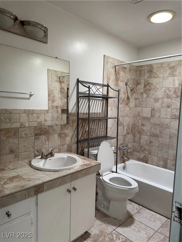 1590 Raindance, Las Vegas, NV 89169