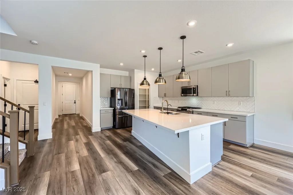 1213 Granite Falls, North Las Vegas, NV 89084