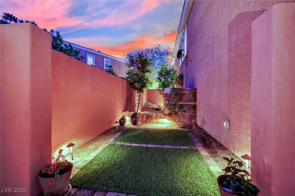 9906 Stiges, Las Vegas, NV 89178