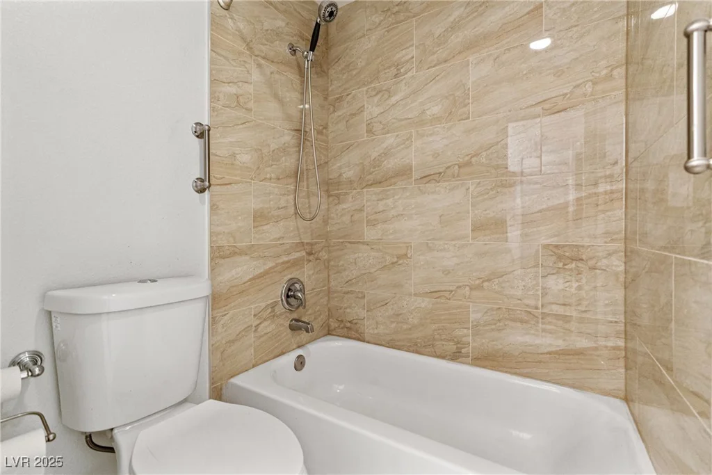 3769 Fairlawn, Las Vegas, NV 89121