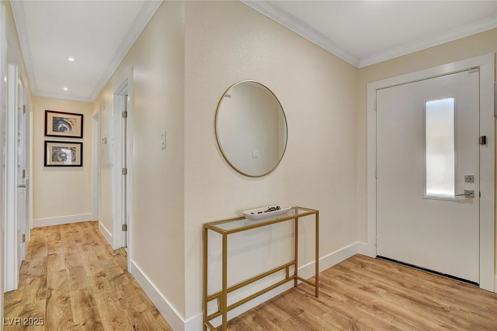 925 Alan Shepard, Las Vegas, NV 89145