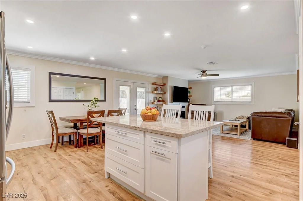 925 Alan Shepard, Las Vegas, NV 89145