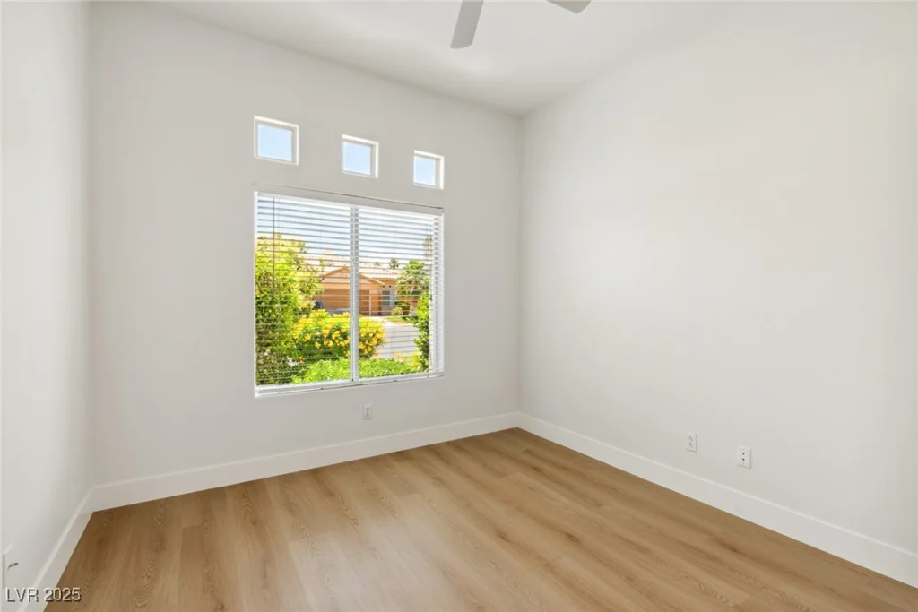 8312 Raphael, Las Vegas, NV 89129