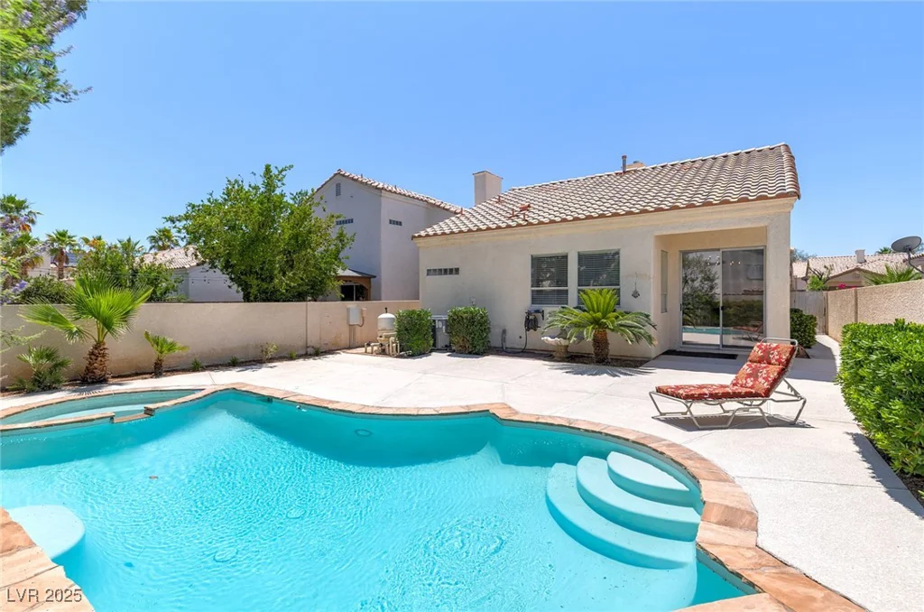 8312 Raphael, Las Vegas, NV 89129