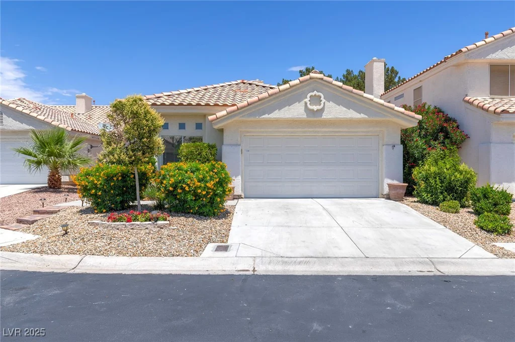 8312 Raphael, Las Vegas, NV 89129