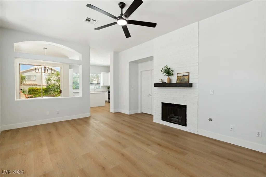 8312 Raphael, Las Vegas, NV 89129