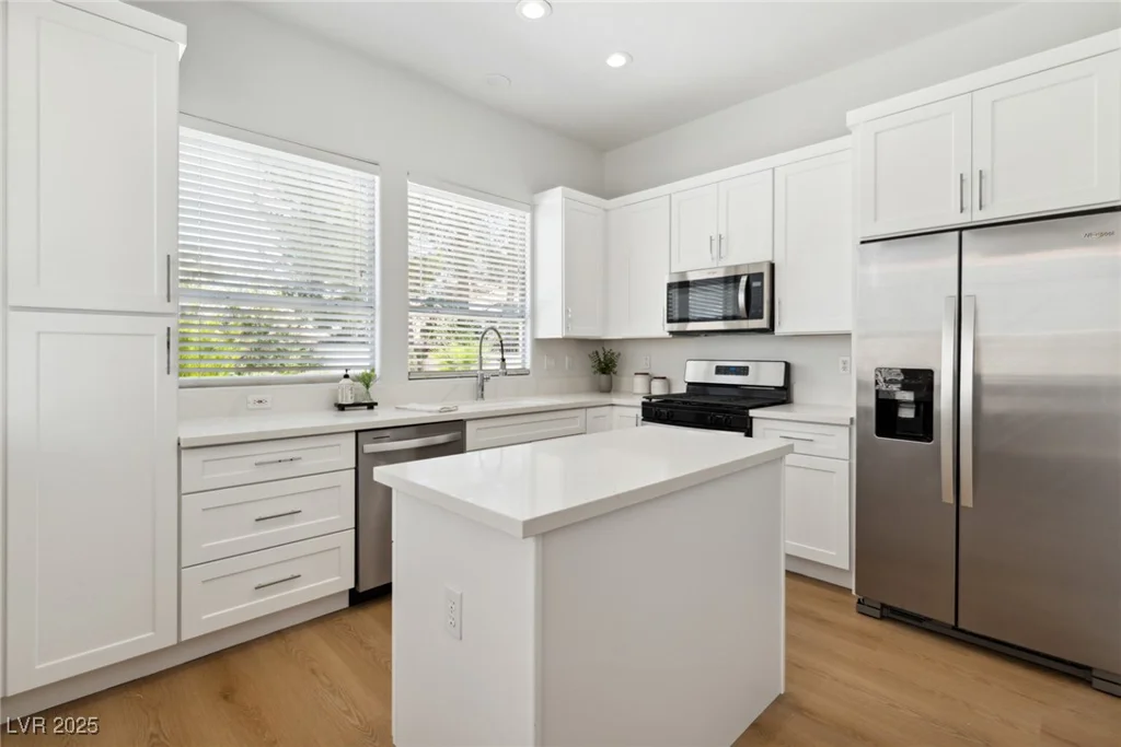 8312 Raphael, Las Vegas, NV 89129