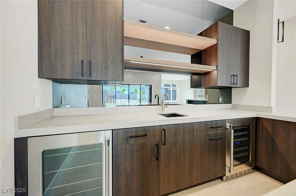 6075 Dapple Gray, Las Vegas, NV 89149