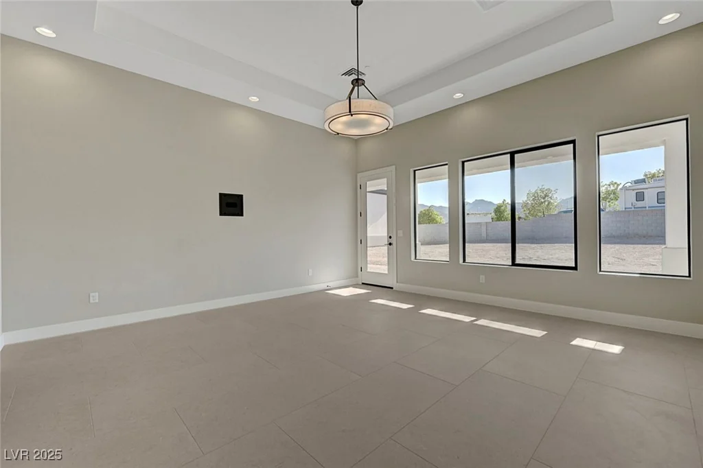 6075 Dapple Gray, Las Vegas, NV 89149