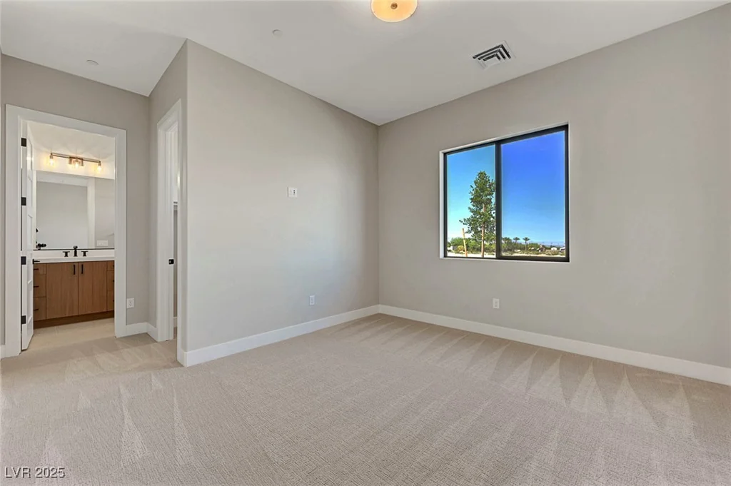 6075 Dapple Gray, Las Vegas, NV 89149