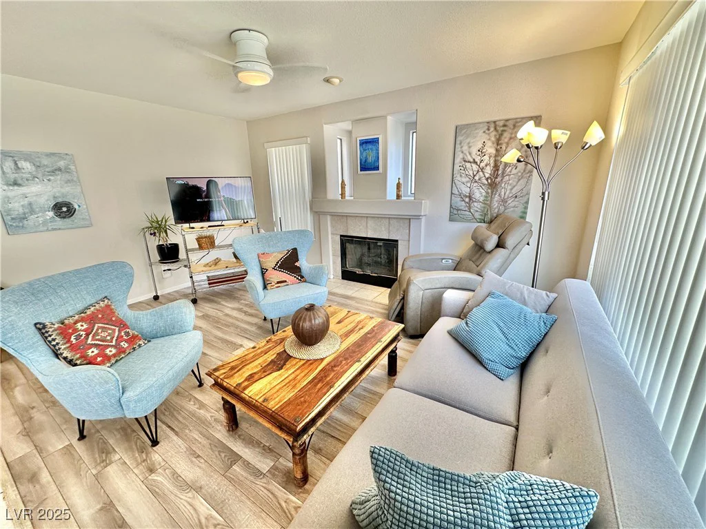 10500 HORSESHOE FALLS, Las Vegas, NV 89144