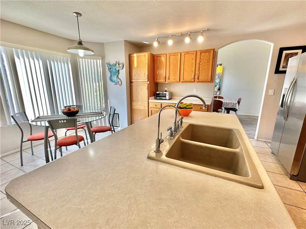 10500 HORSESHOE FALLS, Las Vegas, NV 89144