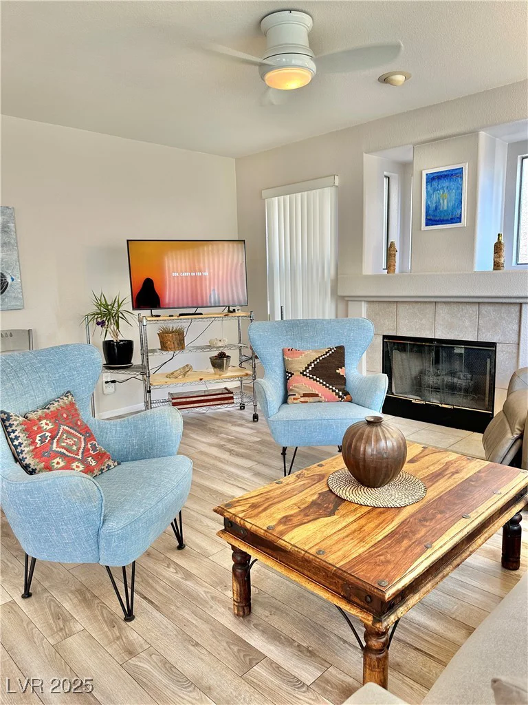 10500 HORSESHOE FALLS, Las Vegas, NV 89144