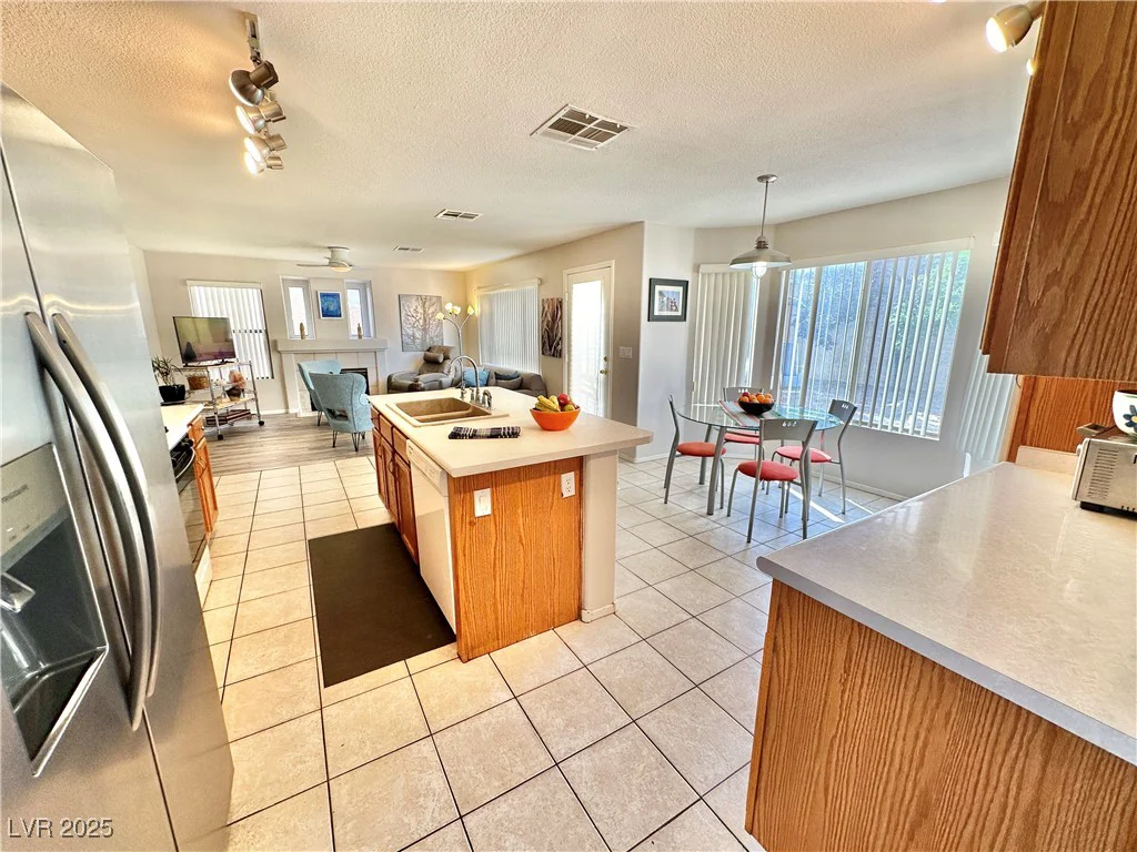 10500 HORSESHOE FALLS, Las Vegas, NV 89144