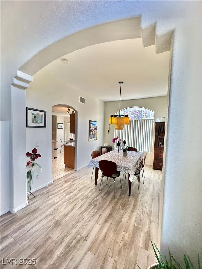 10500 HORSESHOE FALLS, Las Vegas, NV 89144