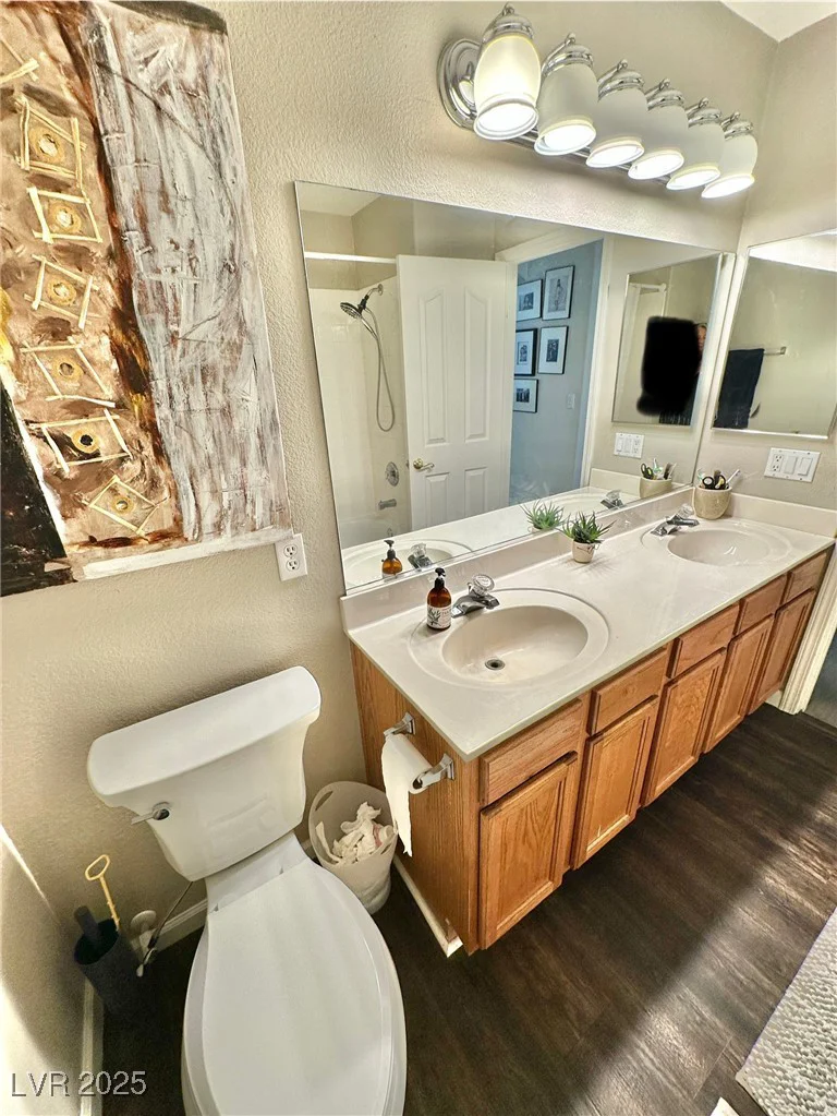 10500 HORSESHOE FALLS, Las Vegas, NV 89144