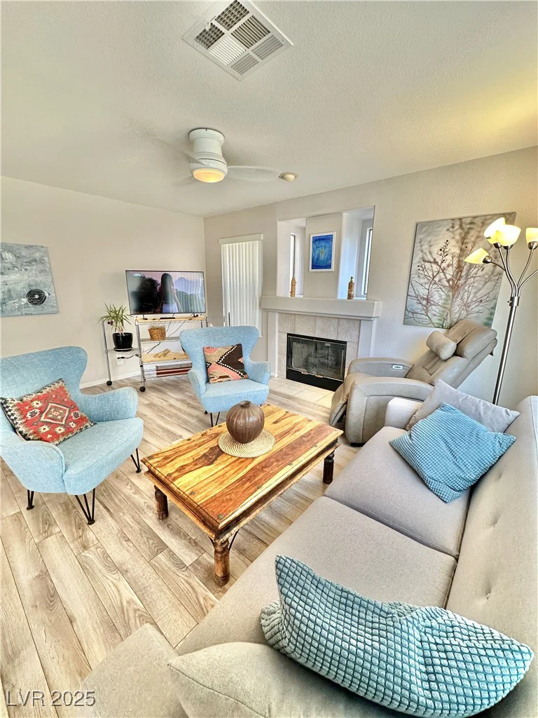 10500 HORSESHOE FALLS, Las Vegas, NV 89144