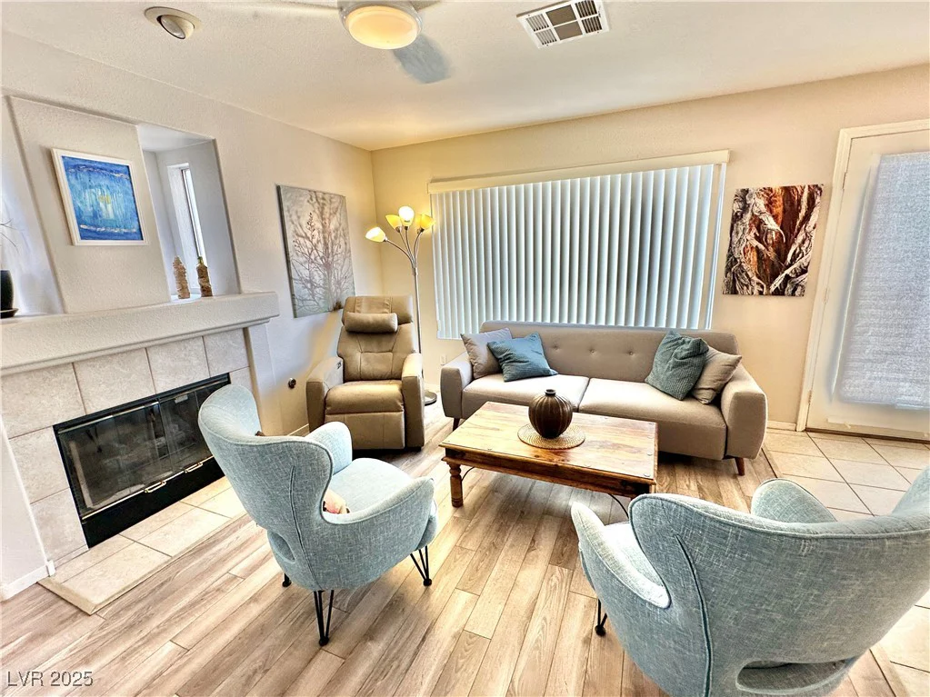 10500 HORSESHOE FALLS, Las Vegas, NV 89144