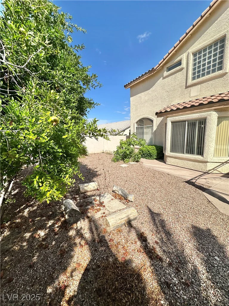 10500 HORSESHOE FALLS, Las Vegas, NV 89144