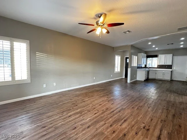 2704 Willow Wren, North Las Vegas, NV 89084