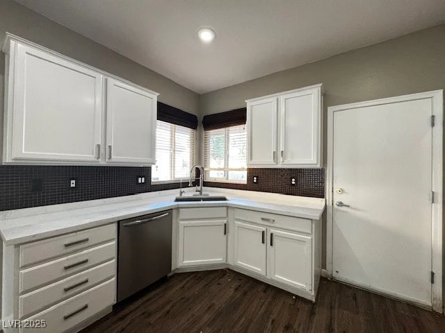 2704 Willow Wren, North Las Vegas, NV 89084