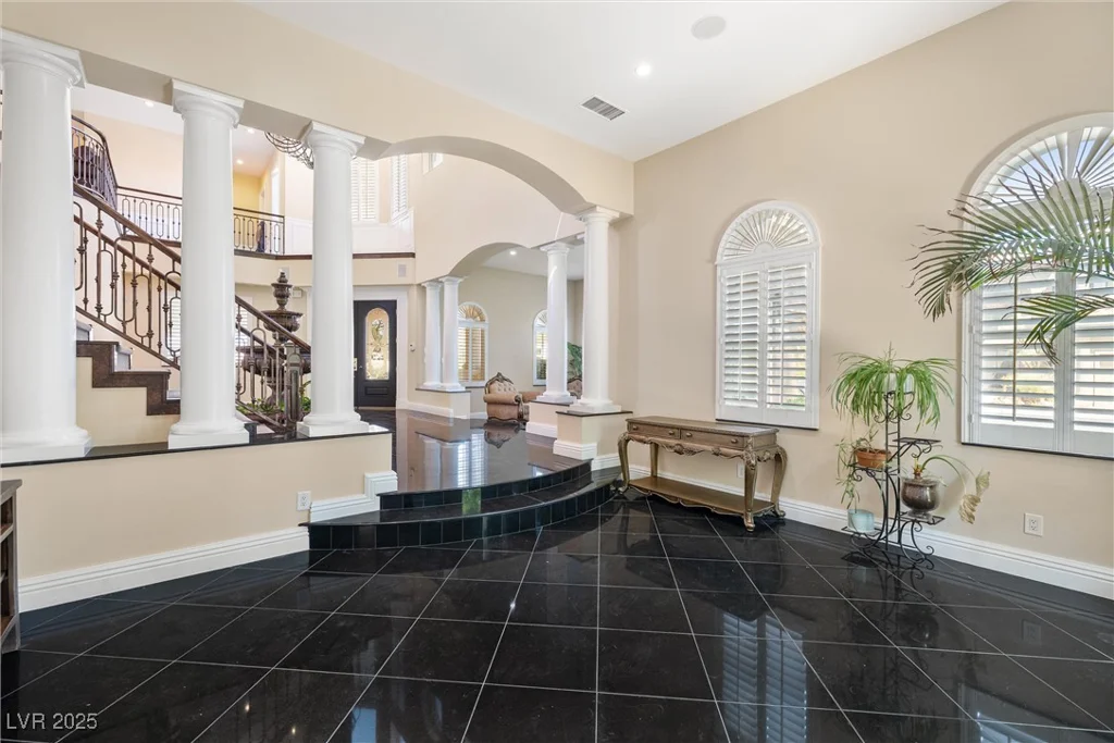 7 Rue Promenade, Henderson, NV 89011