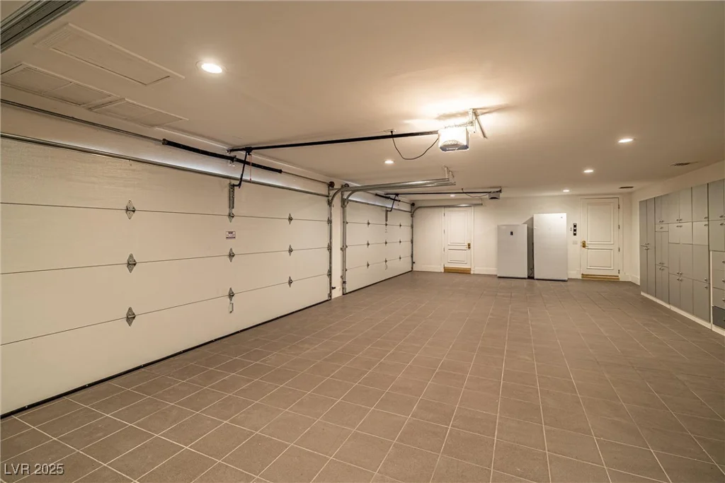 7 Rue Promenade, Henderson, NV 89011