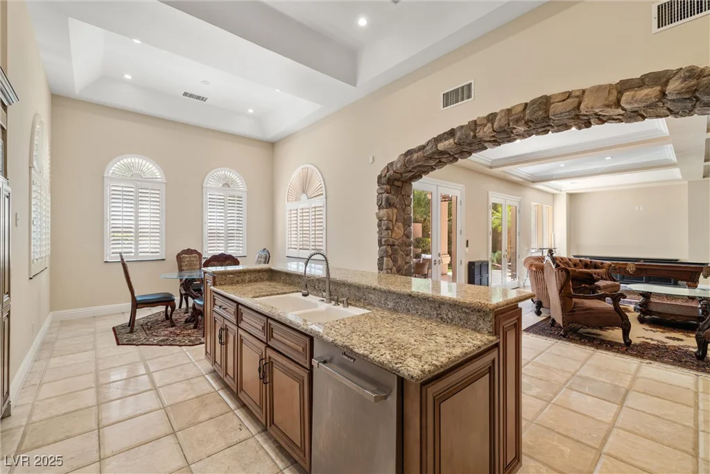 7 Rue Promenade, Henderson, NV 89011