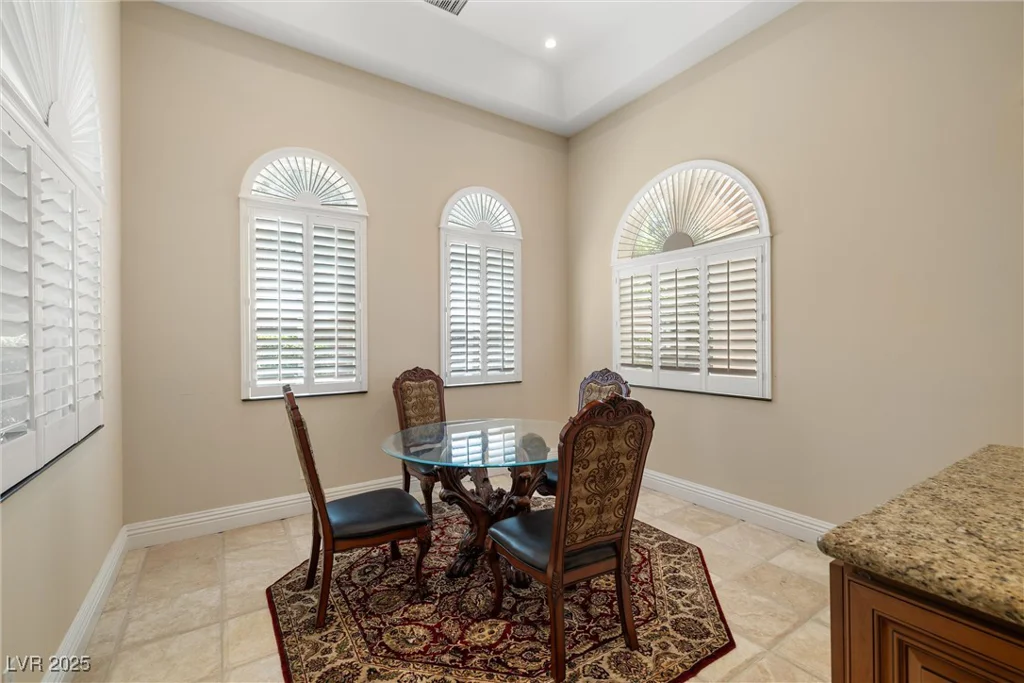 7 Rue Promenade, Henderson, NV 89011