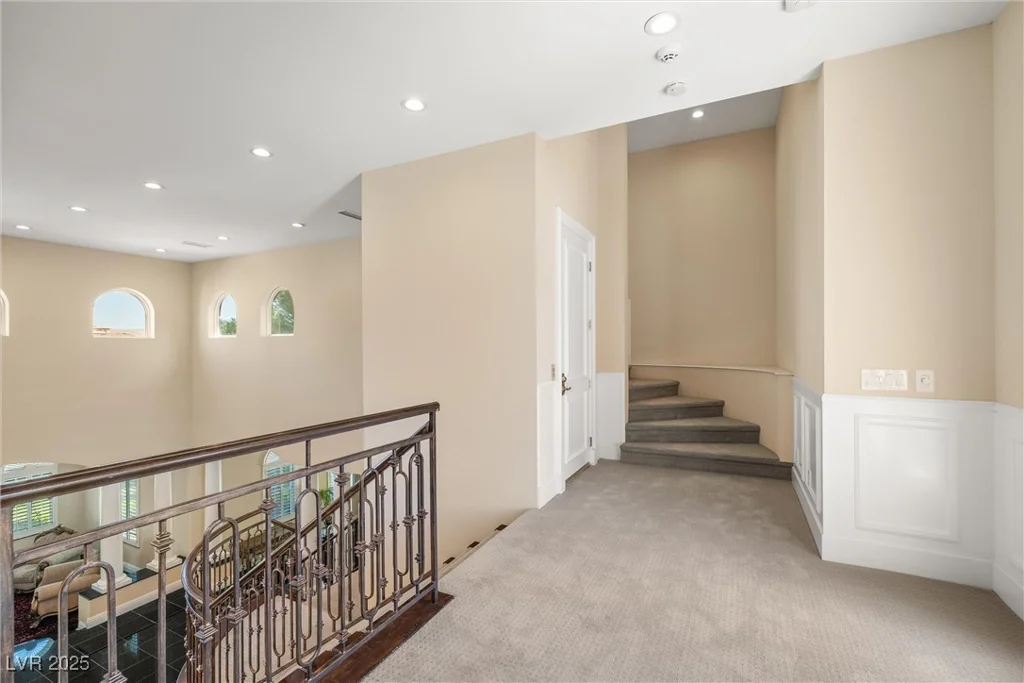 7 Rue Promenade, Henderson, NV 89011