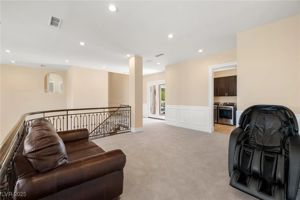 7 Rue Promenade, Henderson, NV 89011