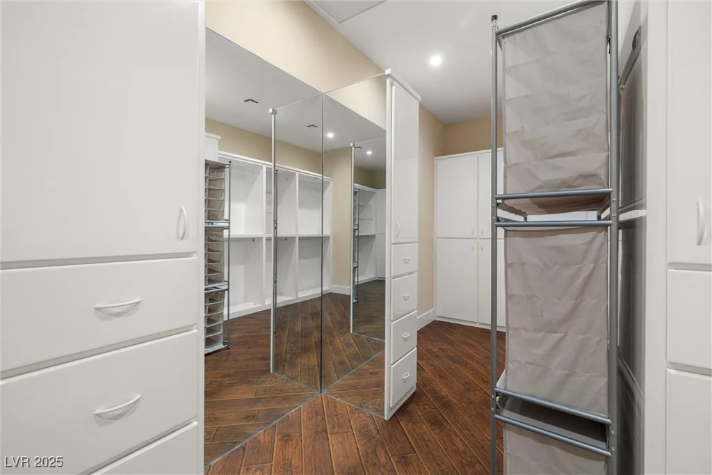 7 Rue Promenade, Henderson, NV 89011