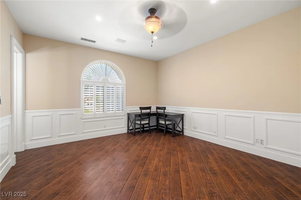 7 Rue Promenade, Henderson, NV 89011