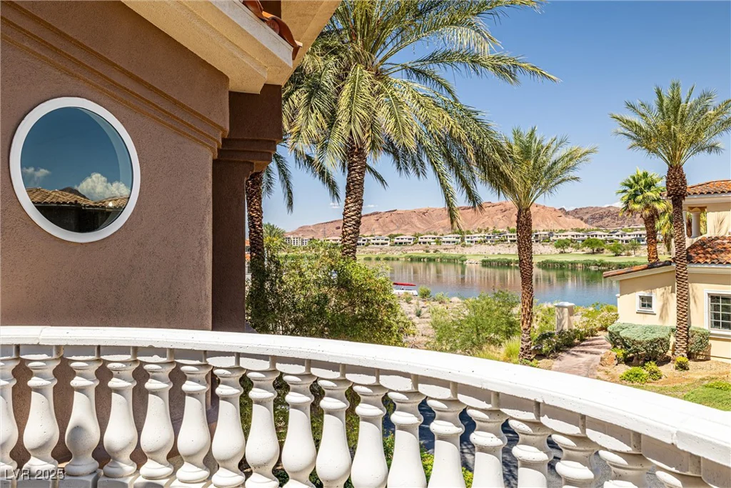 7 Rue Promenade, Henderson, NV 89011