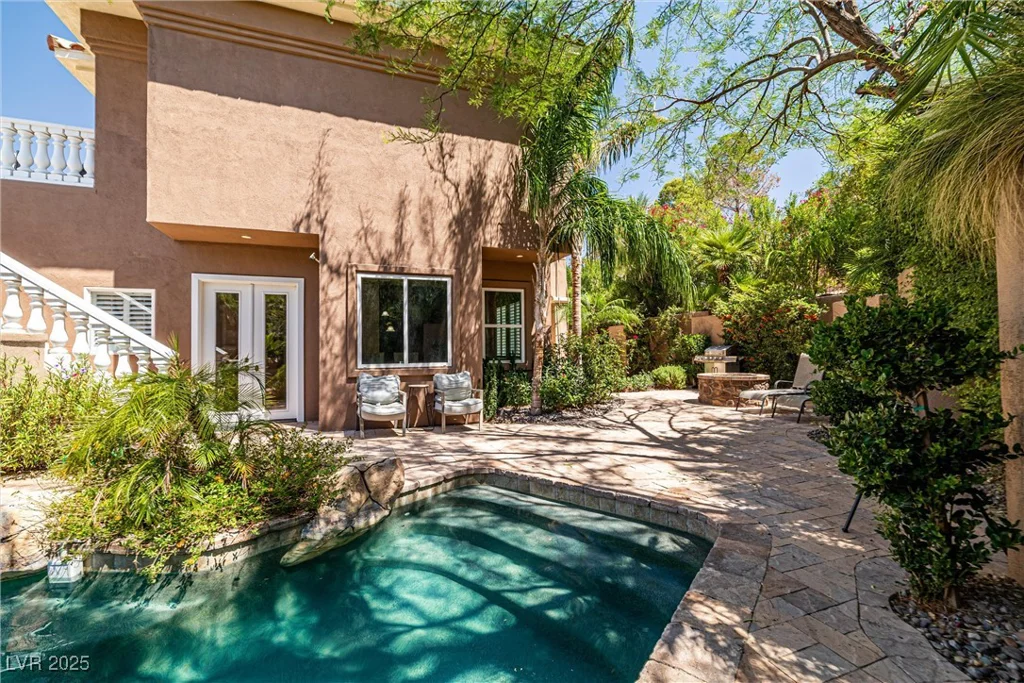 7 Rue Promenade, Henderson, NV 89011