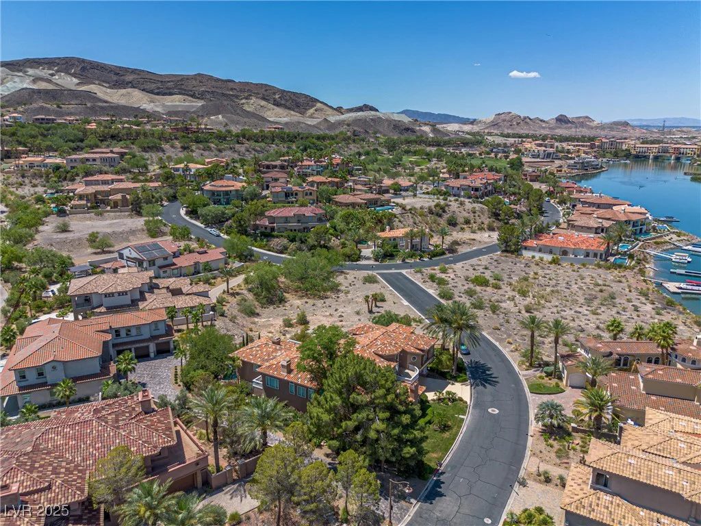 7 Rue Promenade, Henderson, NV 89011