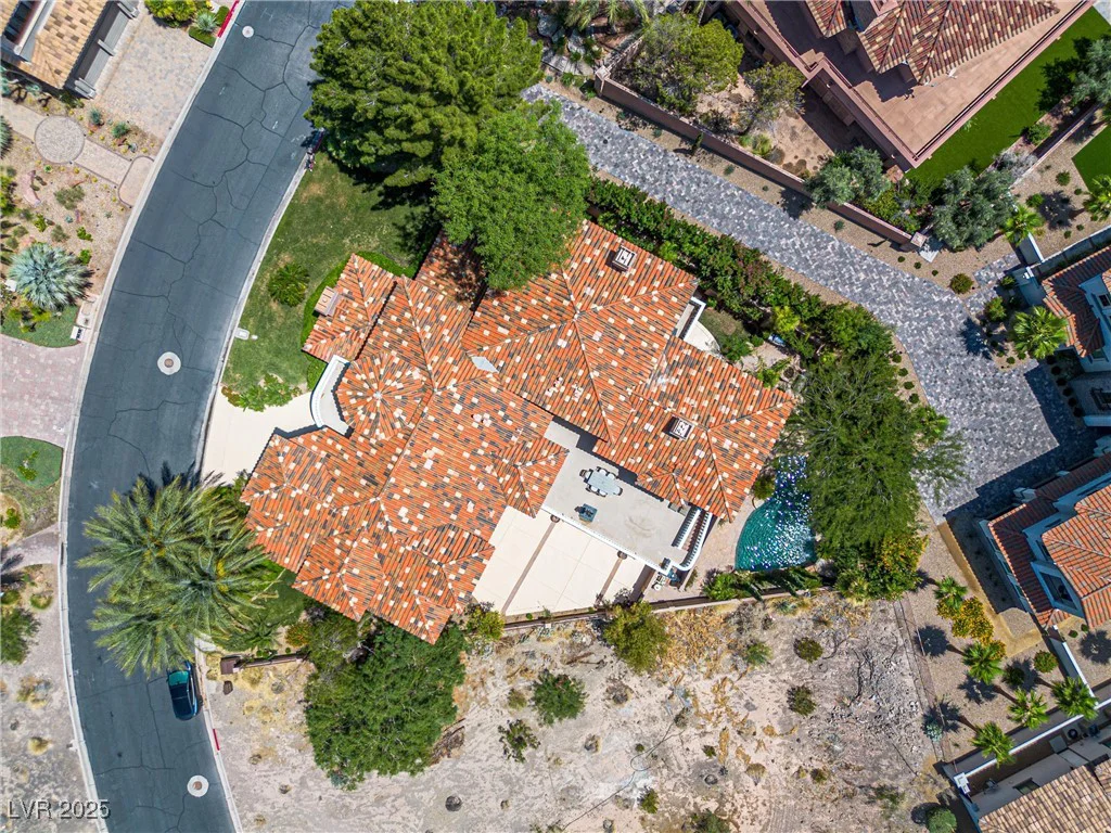 7 Rue Promenade, Henderson, NV 89011