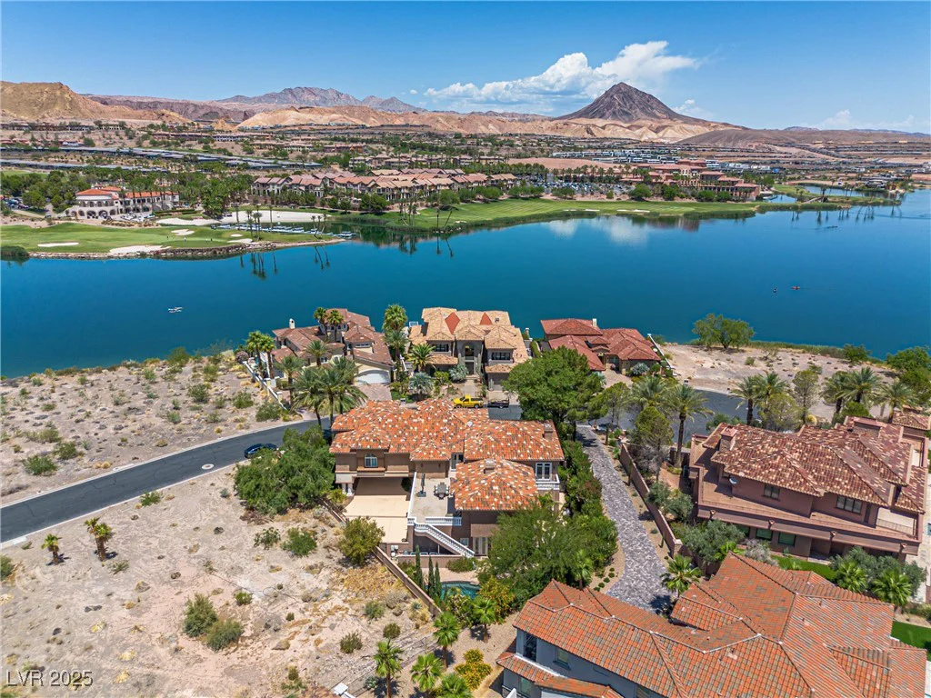 7 Rue Promenade, Henderson, NV 89011