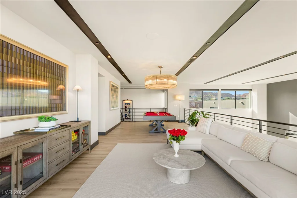 12 Desert Lake, Henderson, NV 89011