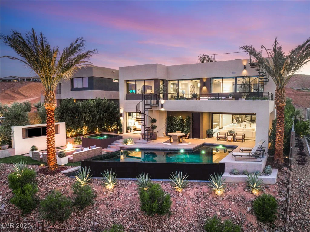 12 Desert Lake, Henderson, NV 89011
