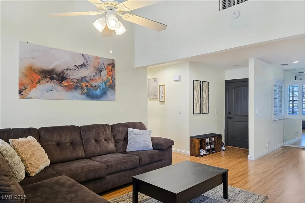 3747 Braewood South, Las Vegas, NV 89120