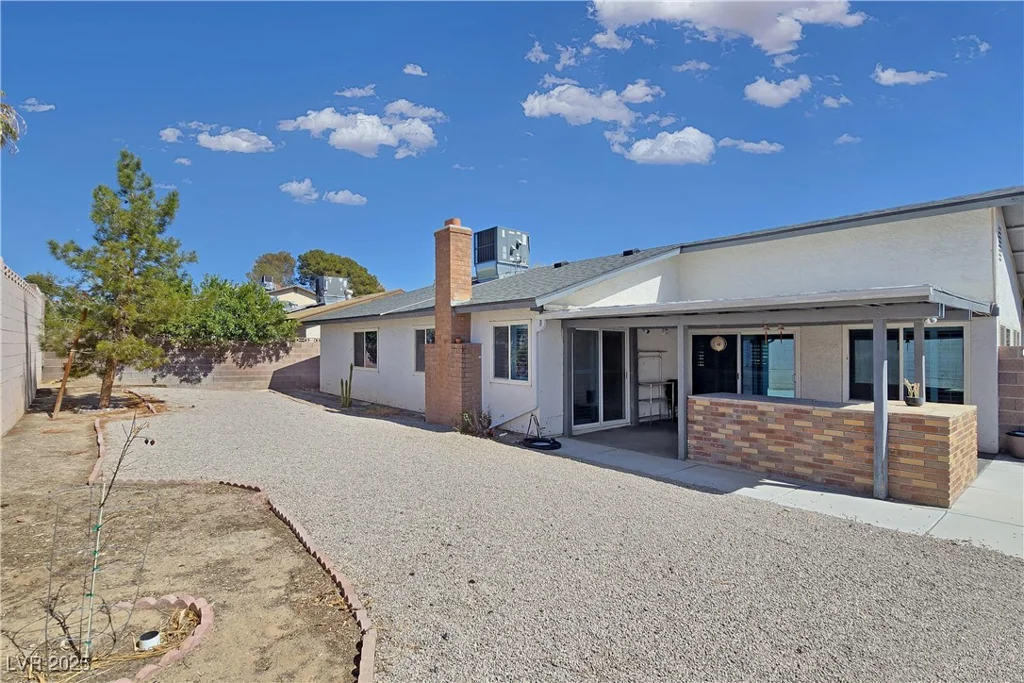 3747 Braewood South, Las Vegas, NV 89120