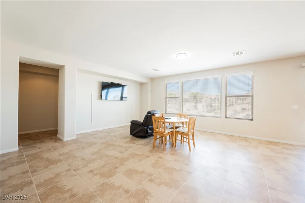 2008 Royal Gardens, North Las Vegas, NV 89084