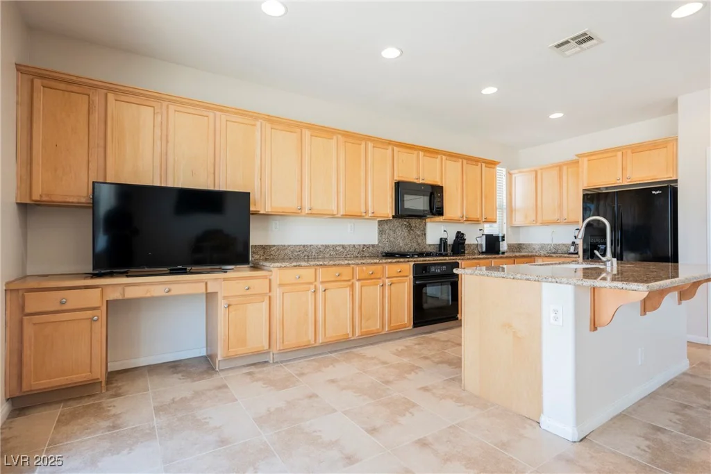 2008 Royal Gardens, North Las Vegas, NV 89084