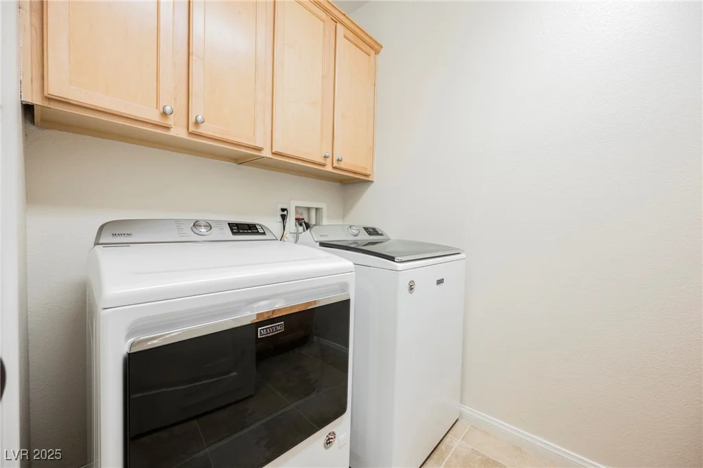 2008 Royal Gardens, North Las Vegas, NV 89084