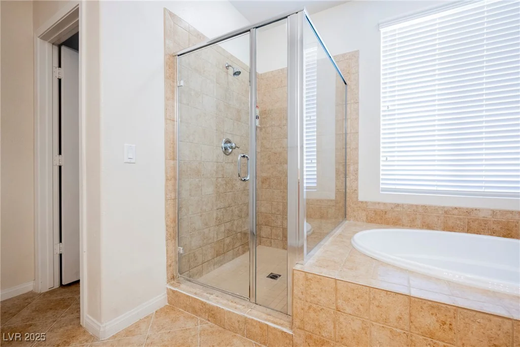 2008 Royal Gardens, North Las Vegas, NV 89084