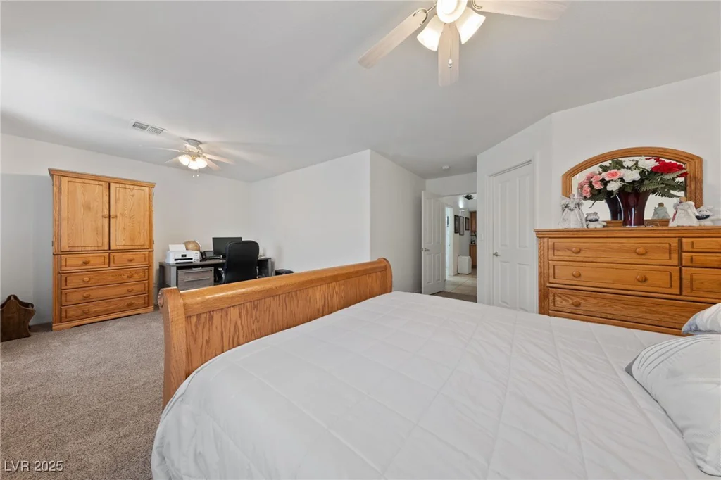 3561 Yorba Linda, Las Vegas, NV 89122